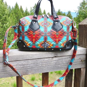 Southwestern Geometric Structured Crossbody Bowler Purse