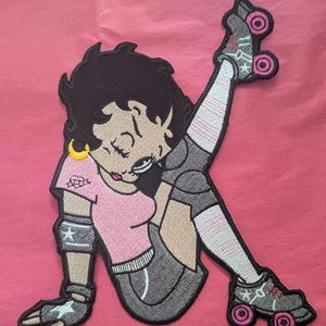 Extra Large Rollerskating Betty Boop Iron-On Patch – Embroidered Vintage Cartoon Badge