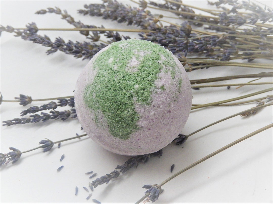 Lavender & Chamomile Large Bath Bomb, 7 Ounces, Extra-large Bath Bomb ...