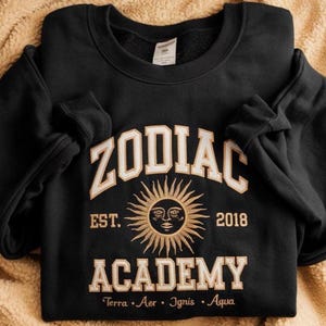 Haftowana bluza z Akademią Zodiaku Solaria, Bluza z Akademią Zodiaku, Koszulka z bliźniakami Vega, Koszulka ze znakami zodiaku, Towary zodiaku