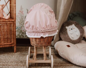 ❤アンティーク加工 馬車とリボンのオブジェベビーピンク ドールハウス ブライス Wicker Pink Pram for Doll, Vintage Style Baby Carriage Toy