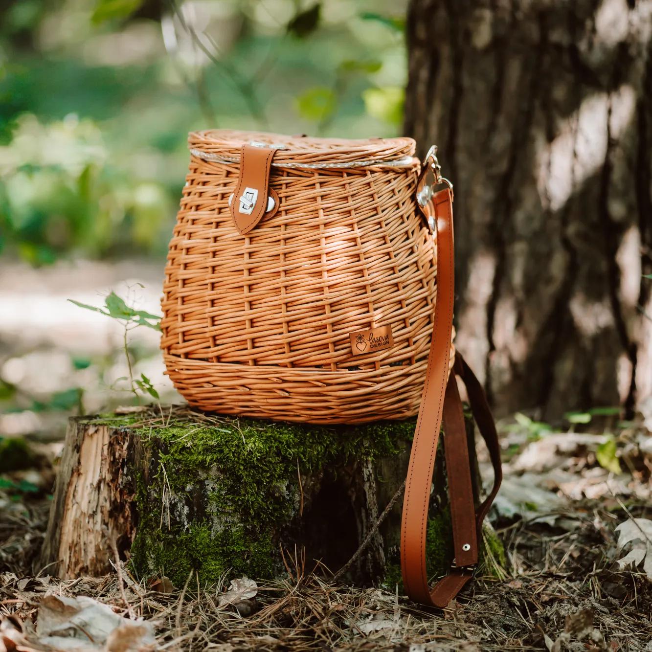 Wicker backpack pocketbook Wicker BACKPACK Large Handmade Foraging Basket Farmers  main image 3