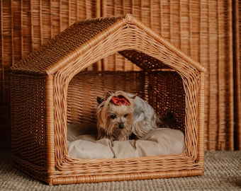 Handwoven Wicker Dog House – Cozy Wicker Pet Bed with Cushion for Small Dogs & Cats – Stylish Indoor Pet Furniture