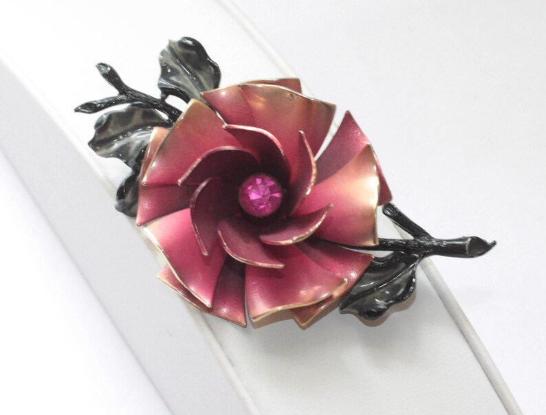 Coro Signed Gold and Fuchsia Flower Brooch Fuchsia Rhinestone Center Enameled Leaves Vintage