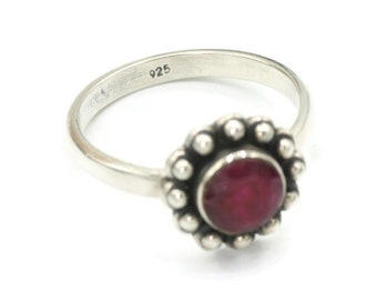 Ruby and Sterling Silver Ring Size 7 US Round Stone Beaded Accents