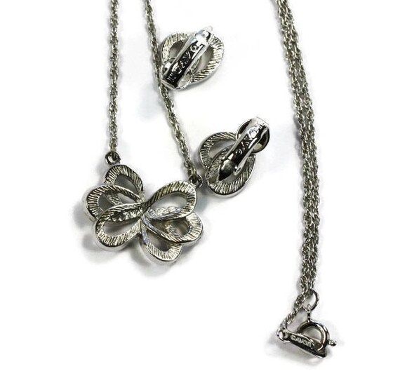 Avon Faux Marcasite Bow Necklace and Earrings Set… - image 10