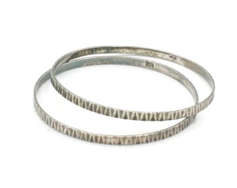 Pair of Sterling Silver Bangles Textured Design Skinny Stacking Mexican Signed Bracelets Vintage