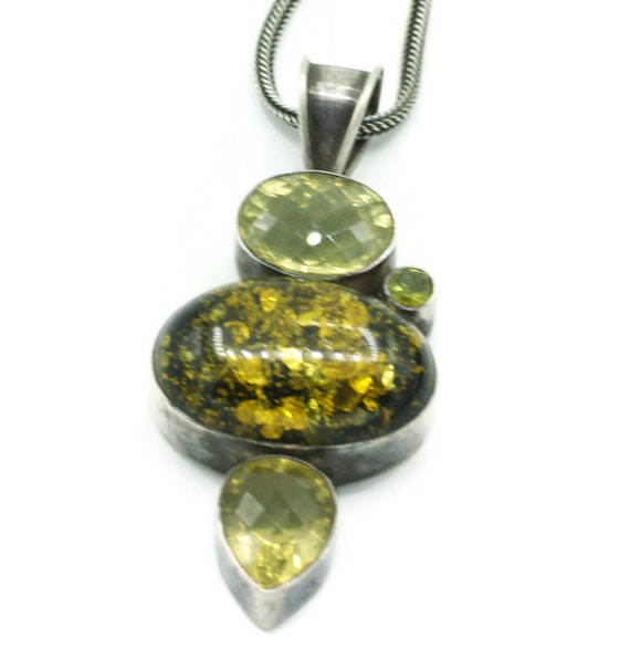 Green Gemstone Pendant Necklace Art Glass Sterlin… - image 3