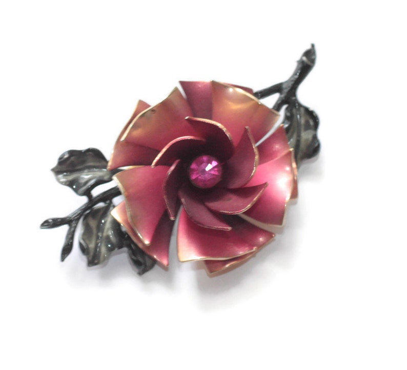 Coro Signed Gold and Fuchsia Flower Brooch Fuchsia Rhinestone Center Enameled Leaves Vintage