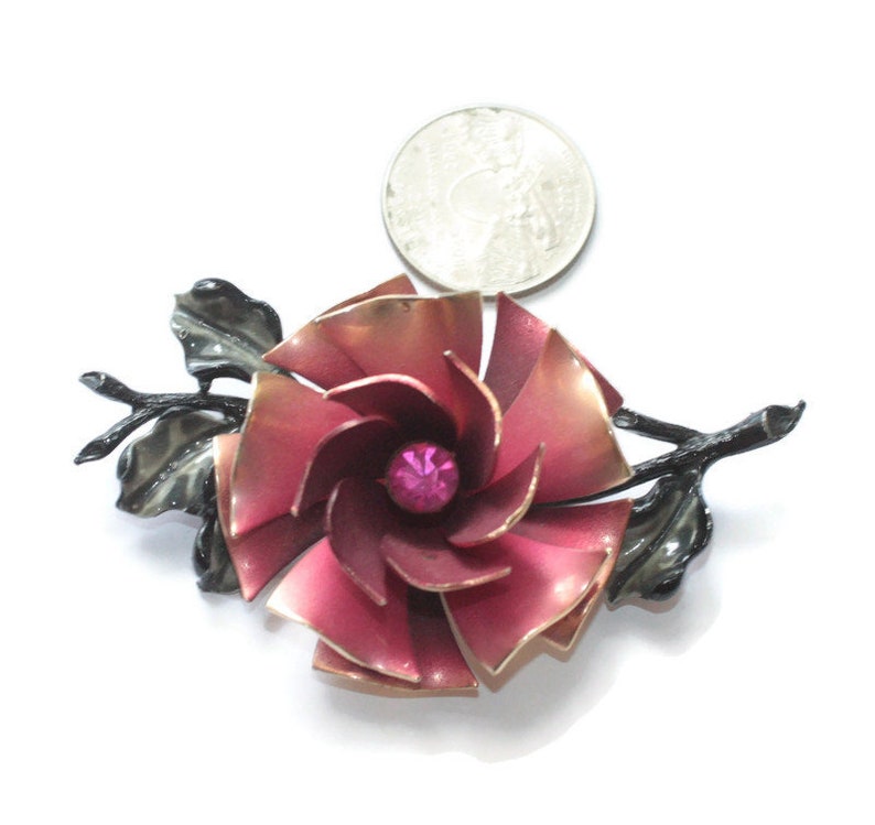 Coro Signed Gold and Fuchsia Flower Brooch Fuchsia Rhinestone Center Enameled Leaves Vintage