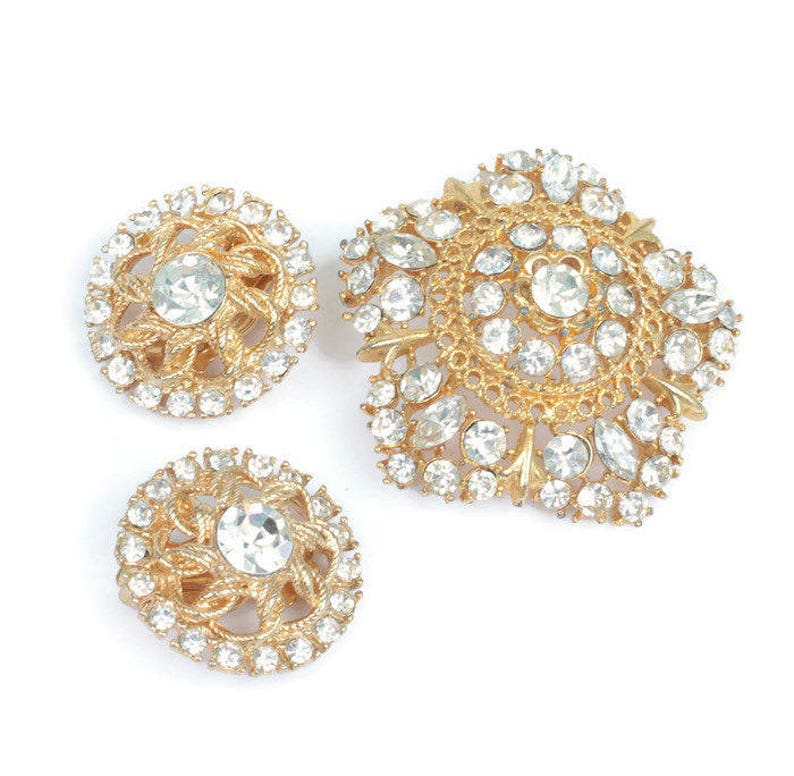 Crystal Rhinestone Star Shaped Brooch Round Clip Earrings Vintage Set