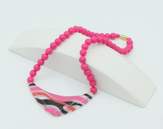 Hot Pink Lucite Necklace Pink Black and Clear Luc… - image 6