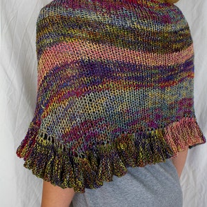 Pattern Knitted Finch Ruffle Shawl image 3