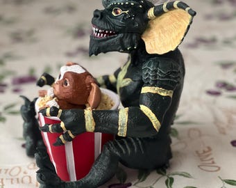 手描きのグレムリン ギズモフィギュア：80年代映画の装飾 - Etsy 日本