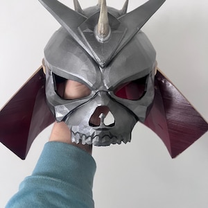 Shaolin Kahn Helmet Replica - Hand-Painted Mortal Kombat Cosplay Prop | Shao Kahn Mask for Collectors & Cosplayers