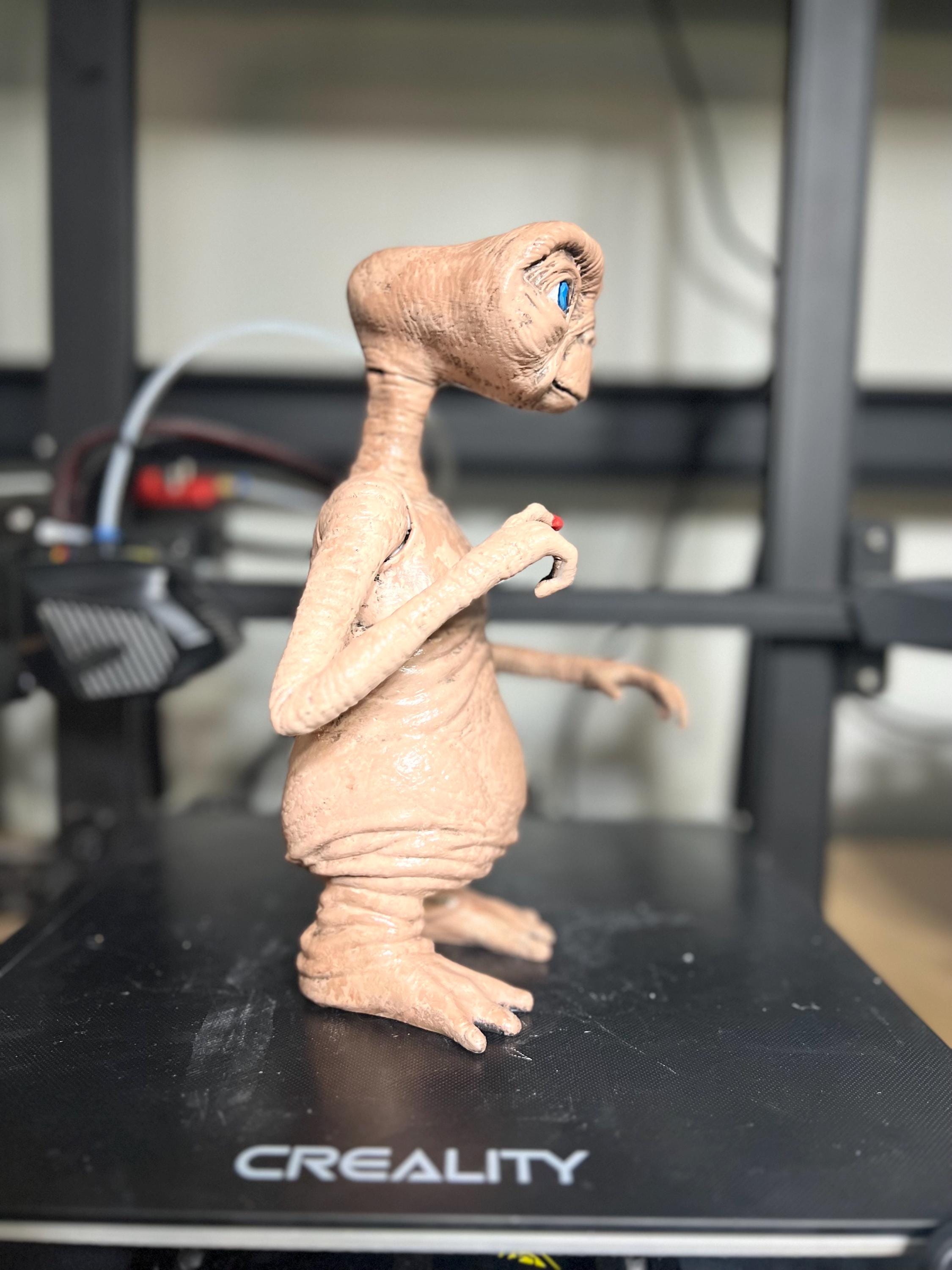 E.T. Alien Figurine: Sci-fi Movie Collectible, Extraterrestrial Decor ...