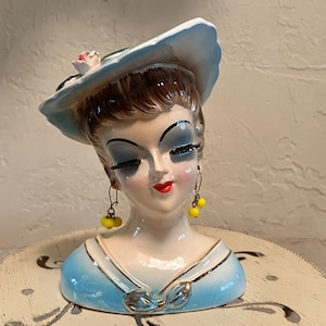 Vintage 5 3/4&quot; Lady Woman Head Vase, Blue Hat, Ear-rings, Japan