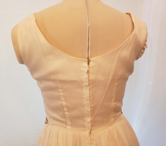 Vintage 1950s White Chiffon Party Dress - image 6