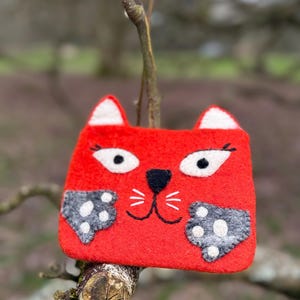Handmade Felt Coin Purse with Cute Animal & Cloud Design | Eco-Friendly Wool Wallet for Kids or Adults | Fair Trade Gift | Free UK Shipping