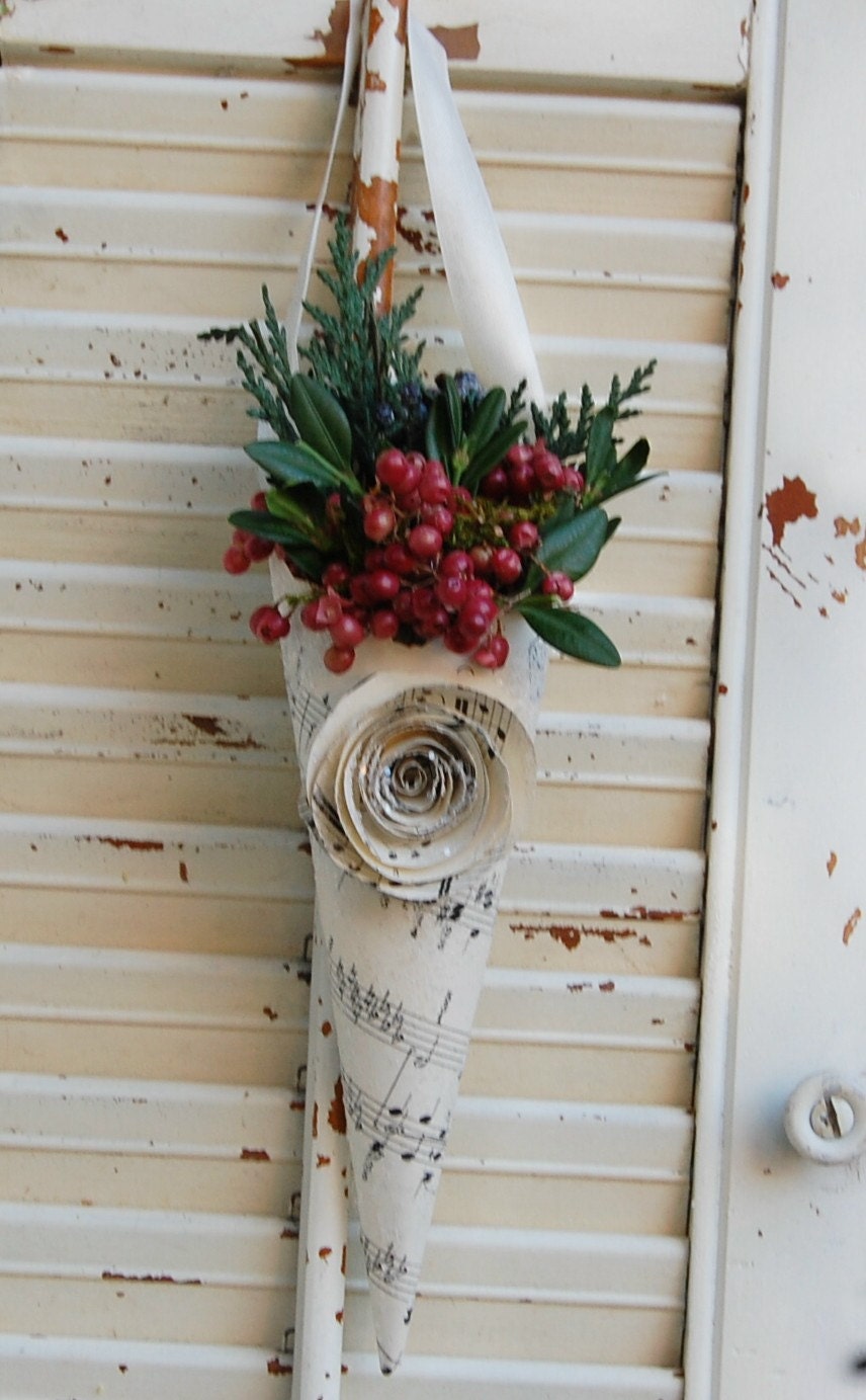 Petite Christmas Dried Flower Cone/ Holiday Greens and Berries Etsy