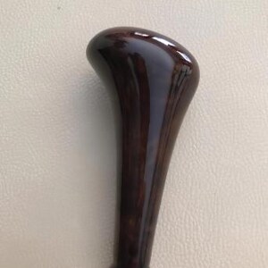 Gałka zmiany biegów – drewno korzeniowe z emblematem – skrzynia biegów manualna – pasuje do Mercedesa W114 W115 W116 W108 W109 W123 W124 W201 – NOWA