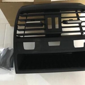 Air vent cover 64229157024 for the rear side back for 7-Serie BMW F01 F02 from 2008-2015 NEW