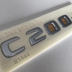 Mercedes W205 C-Class lettering ‘ C200d’ in chrome for the boot lid A2058177000 NEW
