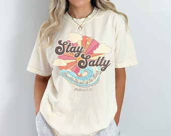 Camiseta con versículo bíblico "Stay Salty", camiseta cristiana con colores cómodos, camiseta playera, camiseta de Jesús, camisetas cristianas modernas y modestas, camiseta basada en la fe.