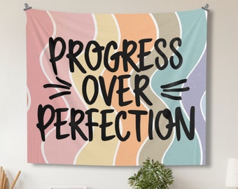 Klassenzimmer Wandteppich, Fortschritt über Perfektion, BOHO Klassenzimmer Dekor, Lehrer Dekor, Klassenzimmer Dekor, Motivationsthema, Innenwandteppich