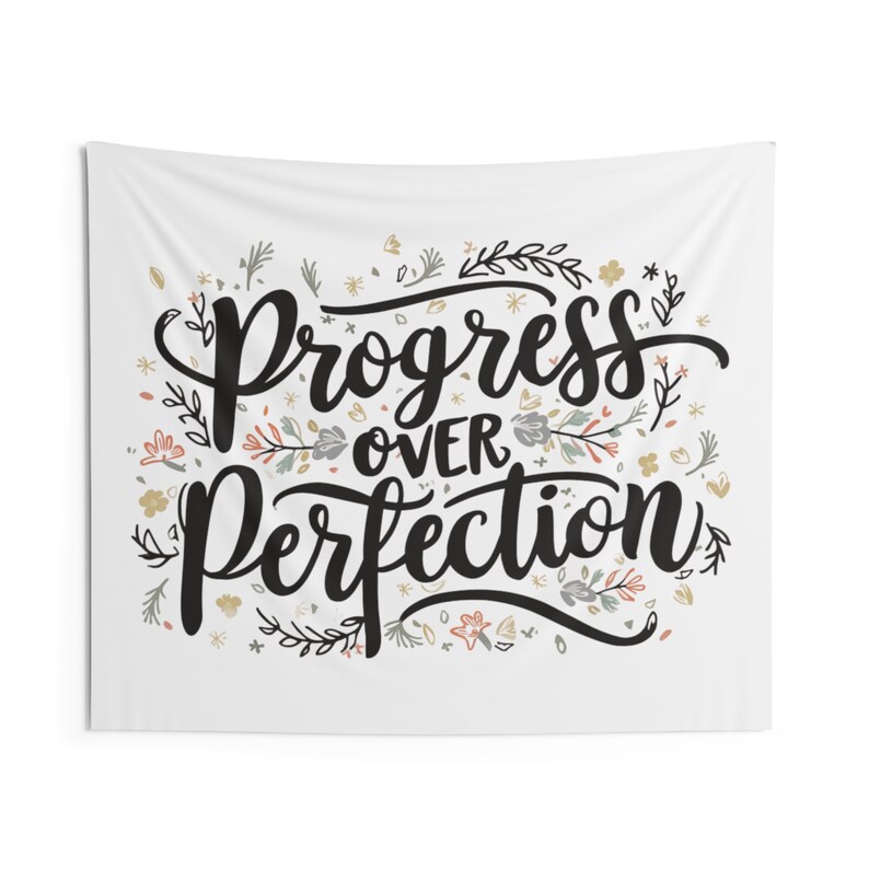 Klassenzimmer Wandteppich, Fortschritt über Perfektion, BOHO Klassenzimmer Dekor, Lehrer Dekor, Klassenzimmer Dekor, Motivationsthema, Innenwandteppich Bild 4