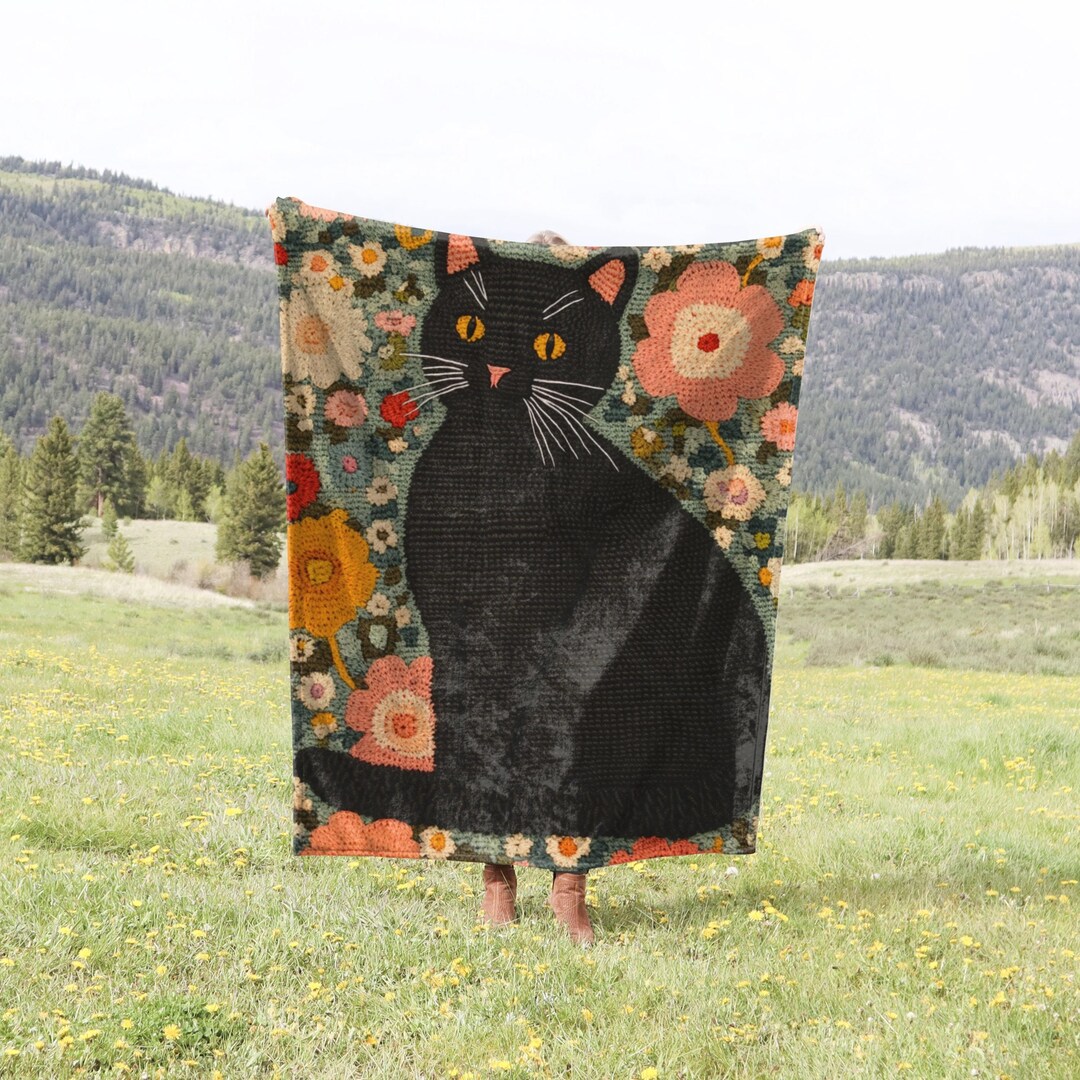 Black Cat Pattern Print Hooded Blanket main image 0