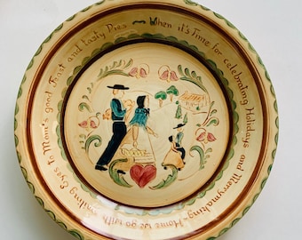 Vintage hand painted Pennsbury Pottery Motto Ware  Pie Plate marked no. 1046 - Amish Family