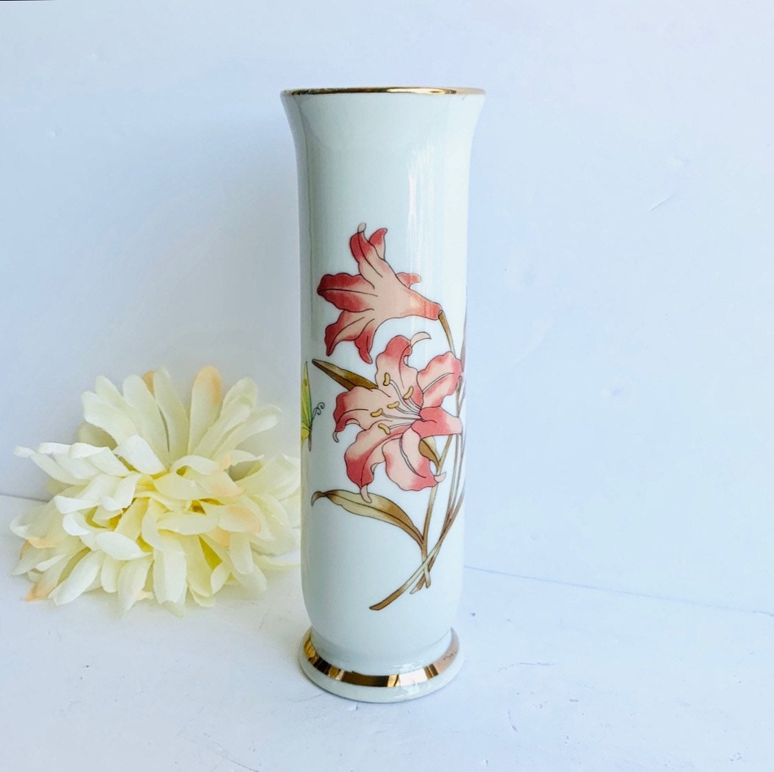 Vintage Bud Vase Footed Tall Thin White Porcelain Bud Vase Etsy