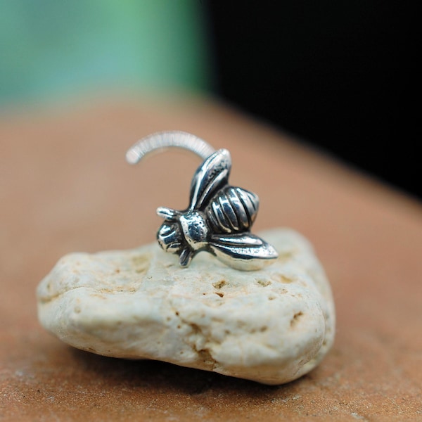 Bee Insect Nose Stud - Little Bee Nose Ring in Sterling Silver