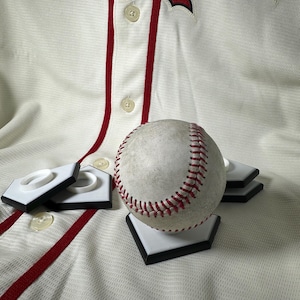 Baseball Display Stand - 3d printed - Baseball Home Decor - Signed Baseball Display (5 Pack)