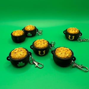 Pot of Gold Clicker Fidgets - St. Patrick&#39;s Day Sensory Keychain