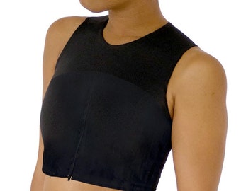 Top de compresión con cremallera de 3/4 de largo y ribete suave en el pecho de GenderBender