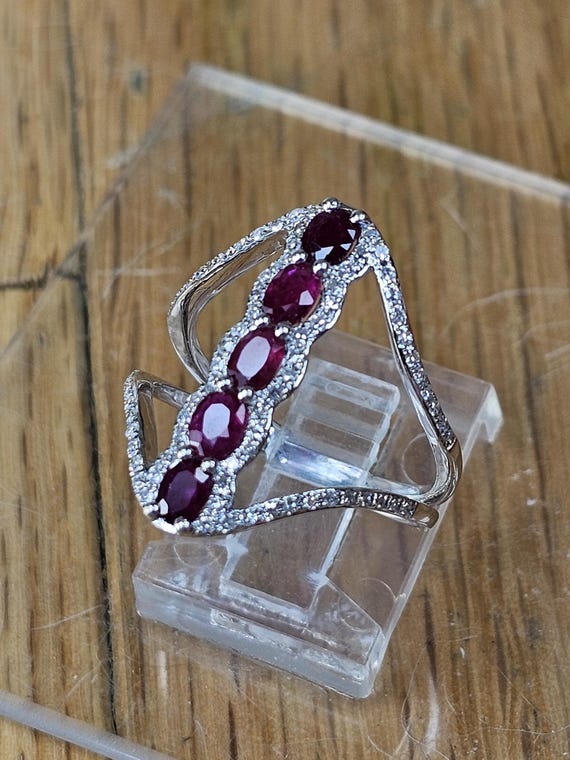 Effy Natural Ruby and diamond statement ring. - image 3