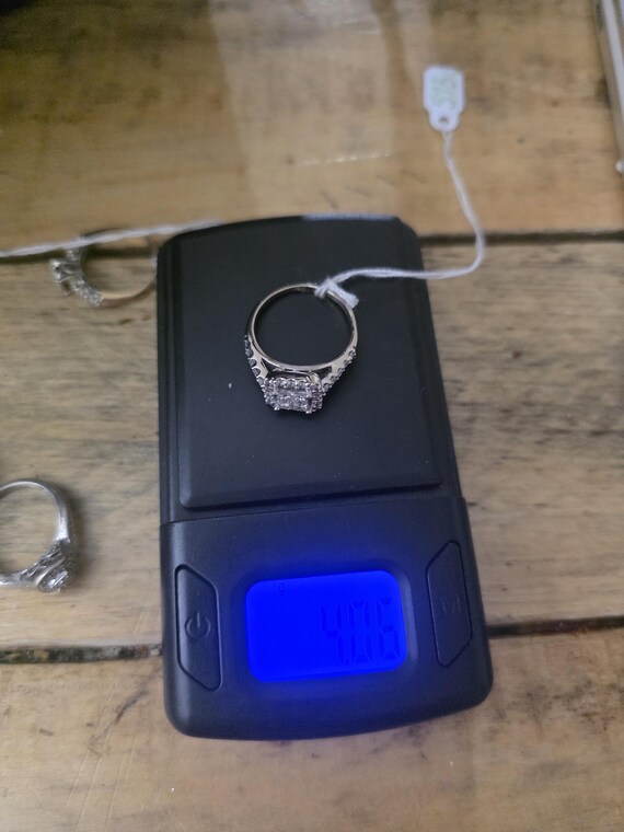 Diamond solitaire with halos - image 8