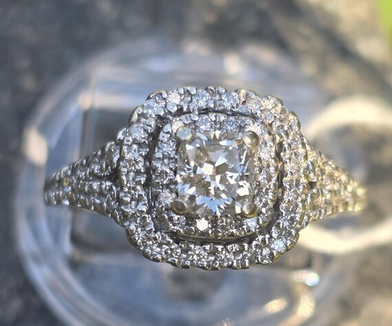 Diamond solitaire with halos - image 5