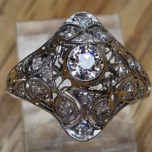 Vintage diamond ring 14k