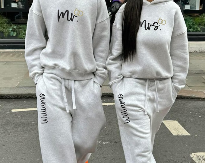 Mr and Mrs Embroidered Hoodie, Bridal Shower Gifts, Custom Honeymoon Outfit, Joggers Couples, Custom Newly Gift, Custom Mr and Mrs Tracksuit