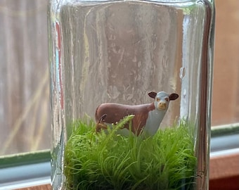 Terrarium en mousse « petit paysage avec une petite vache »