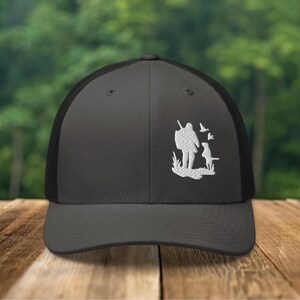 Embroidered Duck Hunting Hat With dog, duck hunting hat gift, duck hunting gift for dad, hunter birthday gift, duck hunting dog trucker hat