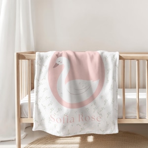 Schwan Babydecke, personalisierte Babydecke, Gänsedecke mit Name, rosa Gänsedecke, Kinderzimmerdeko, Schwanendecke, Schwanendecke mit Namen