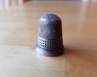 Antique Charles Horner Silver Thimble - Chester 1916, Size 8