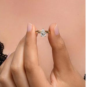 1 Carat Pear Shaped Lab Grown Diamond Ring / Pear Cut Diamond Solitaire Engagement Ring / IGI Certified Lab Diamond Ring / 14K Solid Gold