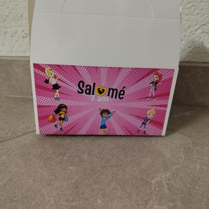 Caja personalizada para ofrecer