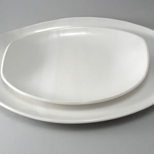 Bandejas ovaladas para servir hechas a mano: Bandeja blanca para servir