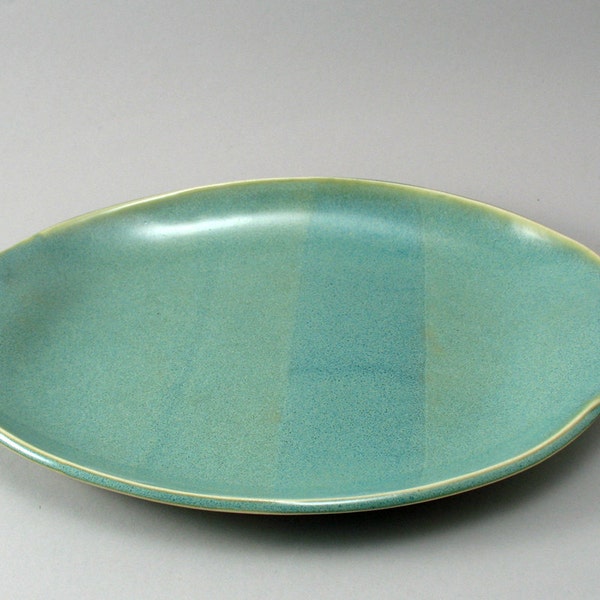 Serving platter, Oval platter, Handmade pottery platter, Ceramic serving plate, Small serving platter, Green Pottery